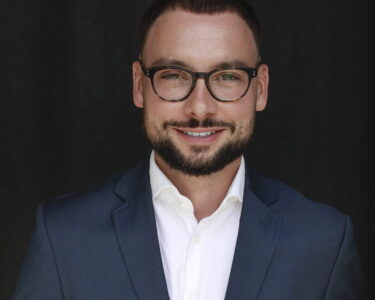 Kacper Grabowski Kacper Grabowski HR