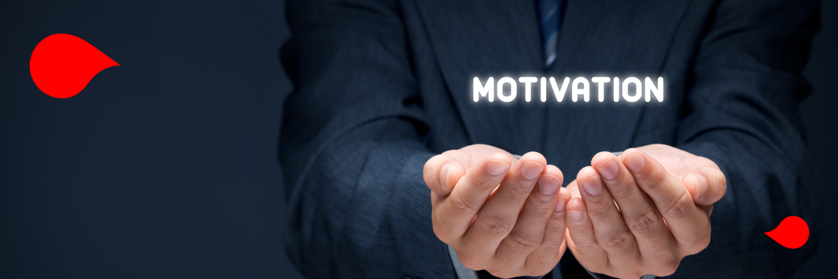 Inspirujące wystąpienie mówcy motywacyjnego na temat rozwoju osobistego w biznesie